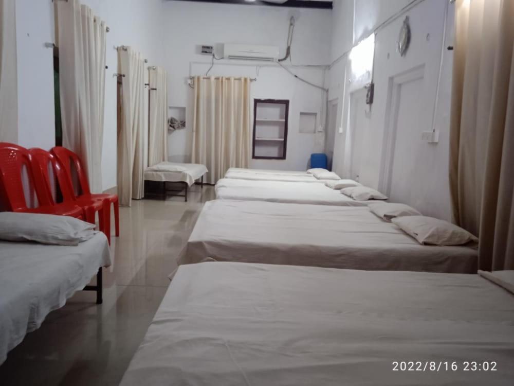 Shri Swami Sheetal Das Aashram Dharmshala Варанаси Экстерьер фото